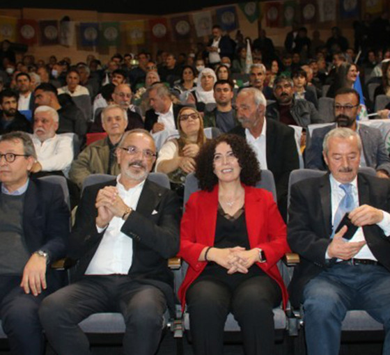 DEM Parti İzmir adaylarını tanıttı: Zaman bizim zamanımız zaman özgürlük zamanı