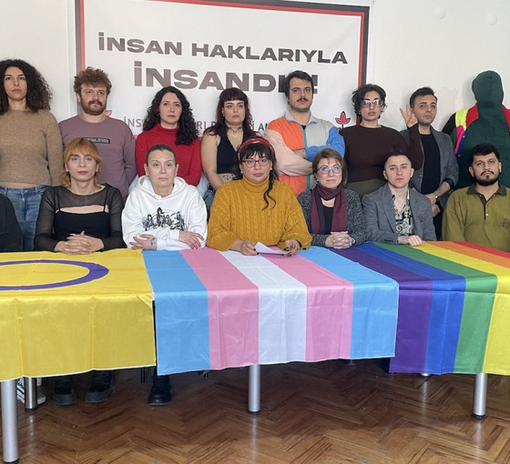Kuirfest’ten yasağa tepki: 'Siz bizi yağlı güreş sporu, kendinizi de yenilgiye doymayan pehlivan sanmışsınız'