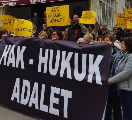 Edirne'de CHP'lilerden protesto: 'Adayımızı geri istiyoruz'