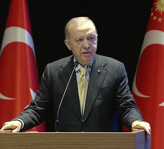 Erdoğan: AK Parti gölgesinde korsan siyaset yapılmasına eyvallah etmeyiz