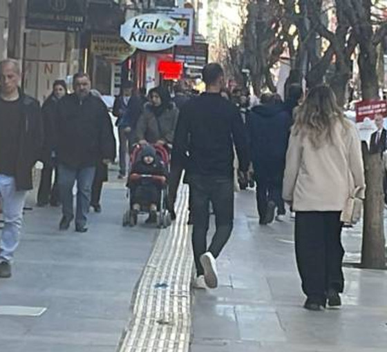 Elazığ'da kadın adaylar seçilemeyecekleri sıralarda