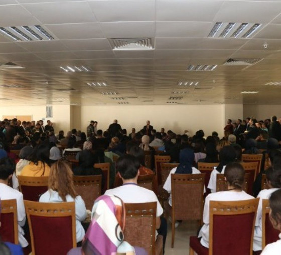 AKP Bitlis adayları hastanede tanıtıldı, SES Bitlis Şubesi 'suç' dedi