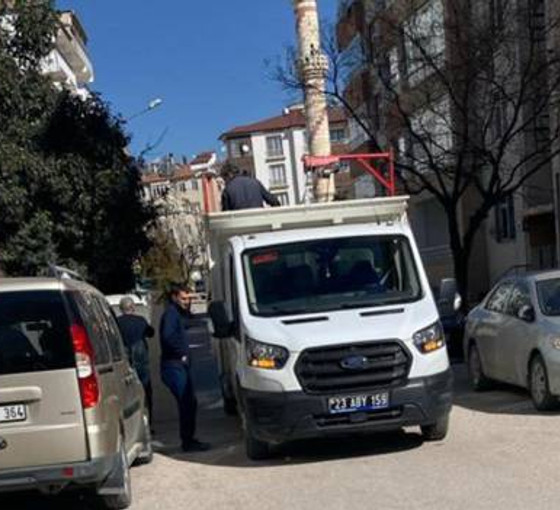 AKP'li Elazığ Belediyesi personeli, MHP'li adayın dayısını dövdü: 'Ortada bir şey yokken bana saldırdılar'