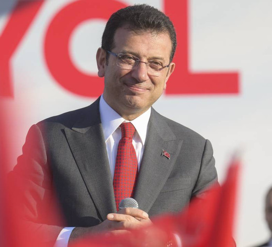 Ekrem İmamoğlu: Seçimde bir önde bir geride giden 14 ilçemiz var