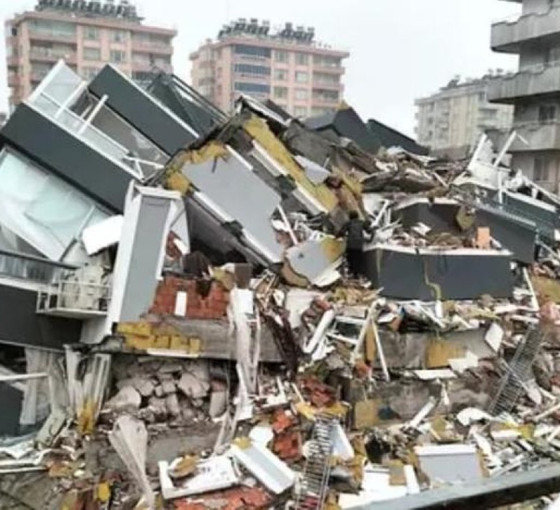 Dava dosyasına girdi: 35 kişinin öldüğü Ezgi Apartmanı’nda perde betonu da kesmişler