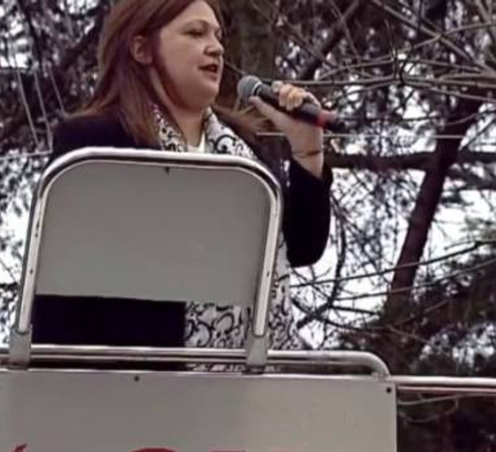 'DEM Parti hariç herkes' demişti: CHP'nin Afyon adayı Burcu Köksal, seçim çalışmalarında mültecileri de hedef almış