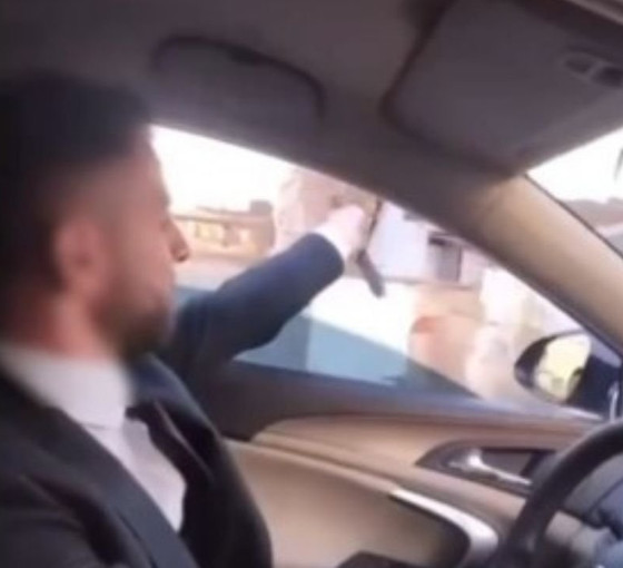 Yerlikaya'dan 'Gereği yapıldı' serisi: Araç içinden ateş eden iki kişi gözaltına alındı