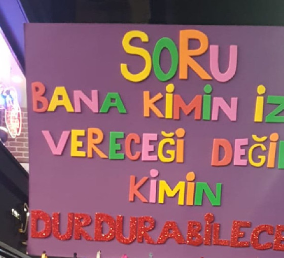 İstanbul Valiliği'nden 8 Mart engeli: Taksim-Şişhane metro istasyonu kapatıldı, meydan bariyerlerle çevrildi