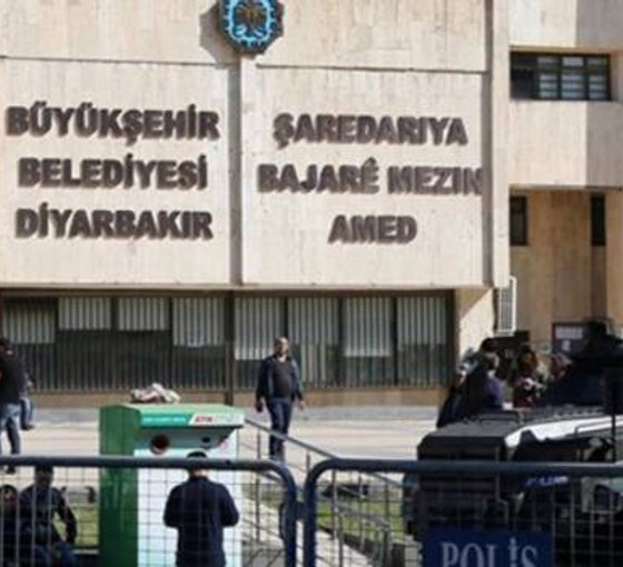 Diyarbakır'da 8 yıllık kayyım bilançosu: İşçi kıyımı, usulsüz satışlar, milyonluk ihaleler