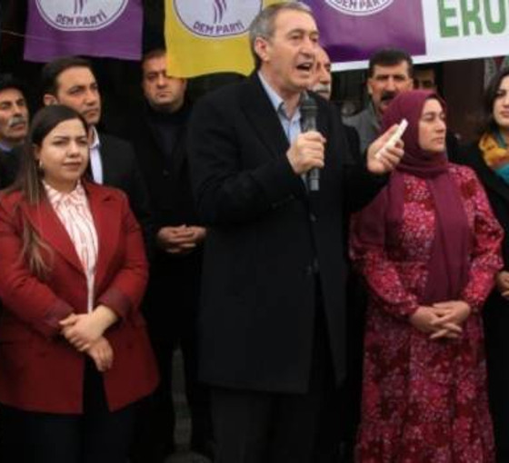 Tuncer Bakırhan Siirt'te konuştu: Ampul rozetli bürokratlardan kanun önünde hesap soracağız
