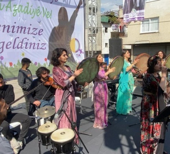 Adana'da 8 Mart etkinliğinde sahne alacak Kürt sanatçılara engel