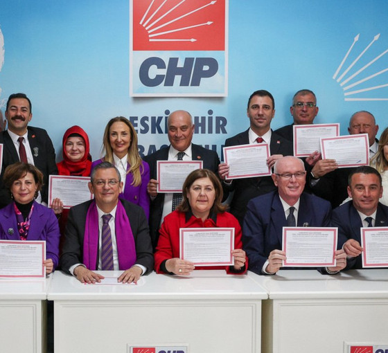CHP'li adaylara imzalatılan dokuz maddelik 8 Mart beyannamesi