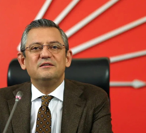 Özel, DEM Parti'nin aday çıkarması hakkında: DEM de iktidara kaybettirme stratejisinden vazgeçti