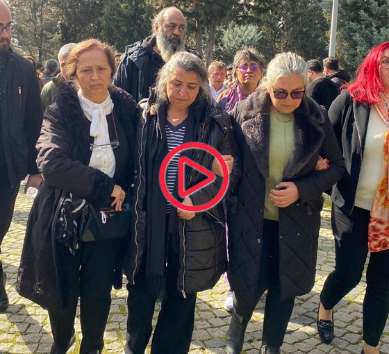 Berkin Elvan, ölümünün 10’uncu yıl dönümünde mezarı başında anıldı: 'Oğlum sen bu kadar uzun uyumazdın...'