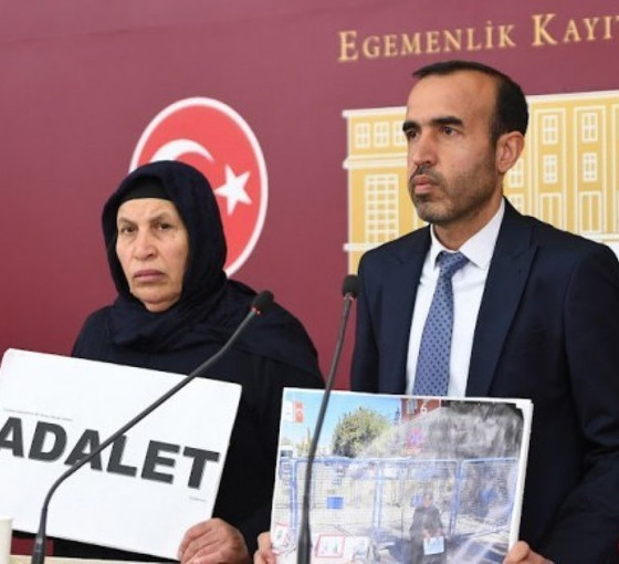 Emine Şenyaşar'ın ara verdiği Adalet Nöbeti yeniden başladı: Annenin aradığı adalet herkes içindir
