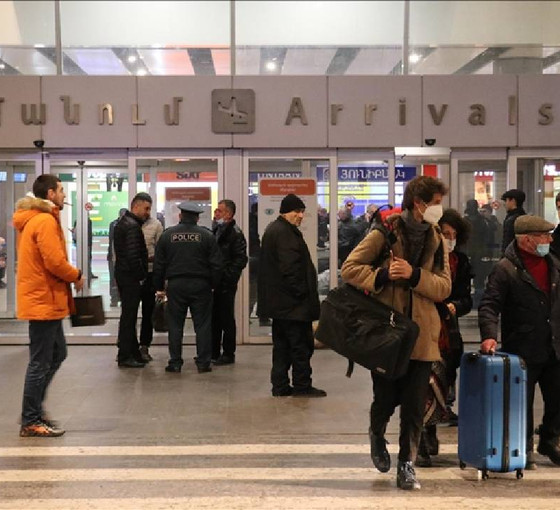 Paşinyan, Erivan'daki havaalanından Rus görevlileri çıkaracağı tarihi açıkladı