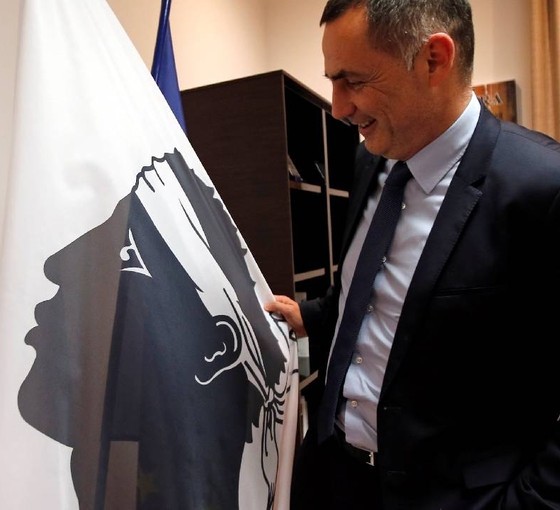 Fransa'da tarihi adım: Hükümet ile Korsika'nın seçilmiş temsilcileri, adaya özerklik tanıyan metin üzerinde anlaştı