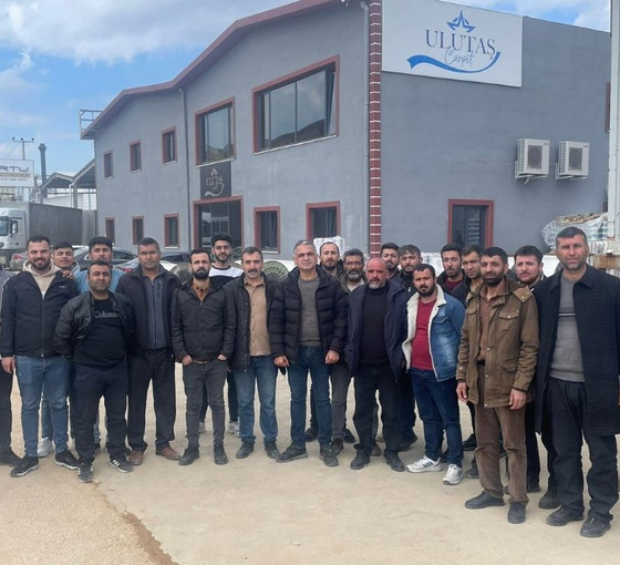 Ulutaş Halı'da kazanım: Çıkarılan işçiler geri alındı, yüzde 65'e varan zam