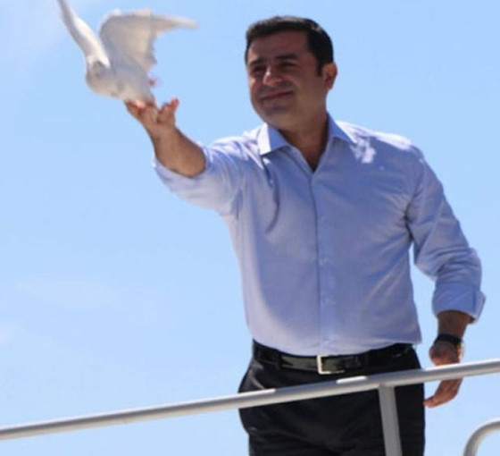 KONDA ve Go-For'dan 'gençlik araştırması': Gençlerin yüzde 26'sı Demirtaş’ın cezaevinde tutulmasını 'haksız' buluyor