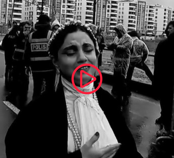 Mathlouthi, polis kontrolu sırasında Holm'u söyledi