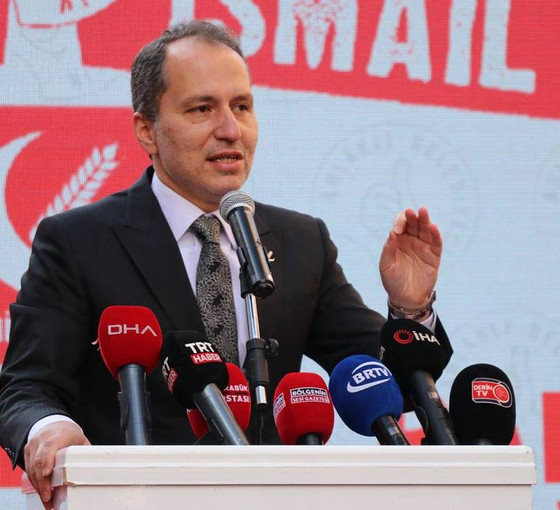 Yeniden Refah ile AKP'den eş zamanlı miting... Fatih Erbakan: Size biz kaybettirmiyoruz, rantçı belediyecilik kaybettiriyor