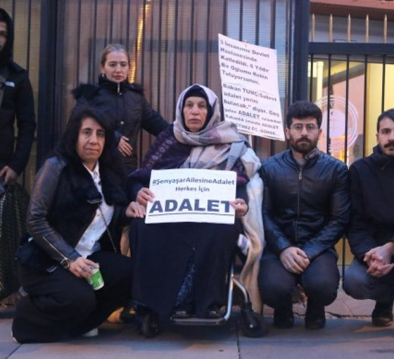 Adalet Nöbeti'ni sürdüren Şenyaşar'a Ankaralılardan destek