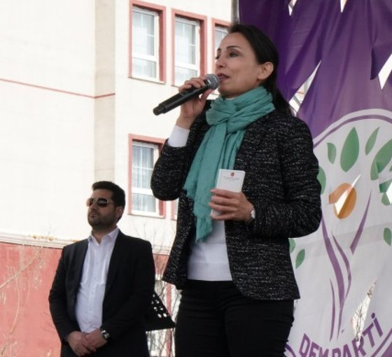 Hatimoğulları Bingöl'den Erdoğan'a seslendi: Biz kendimizi halkın iradesiyle ispatladık, çık sen kendini ispatla