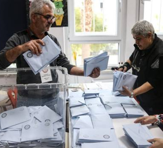 AKP ilk kez Adana ve Mersin'de hiç ilçe kazanamadı