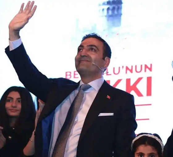 Beyoğlu'nda seçimi kazanan İnan Güney'den belediye çalışanlarına çağrı: Kanunsuz hiçbir emri yerine getirmeyin