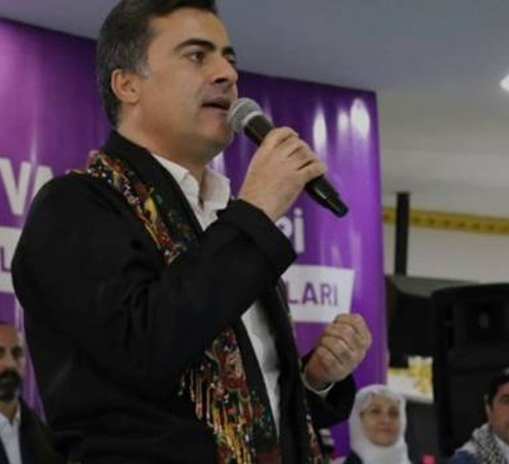 Van'da STK'lardan Zeydan'ın seçilme hakkının geri alınmasına tepki: 'Halkın iradesine müdahale kabul edilemez'