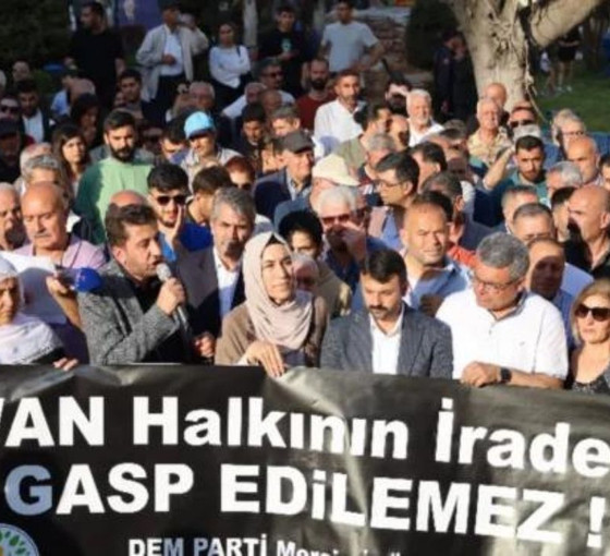 Direnen Van halkı, dayanışma ve zafer!