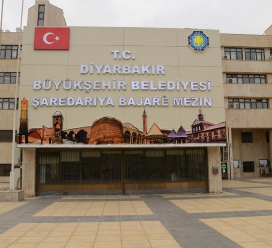 Kayyım, Diyarbakır'da mazbata saatine toplantı koydu: 'Alacağınız hiçbir kararı tanımıyoruz'