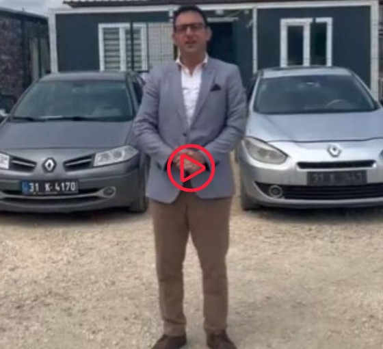 Defne Belediye Başkanı CHP'li Özgün, makam araçlarını satışa çıkardı