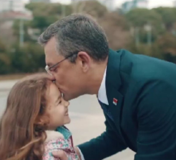 Özgür Özel'den videolu bayram mesajı: Türkiye kazandı