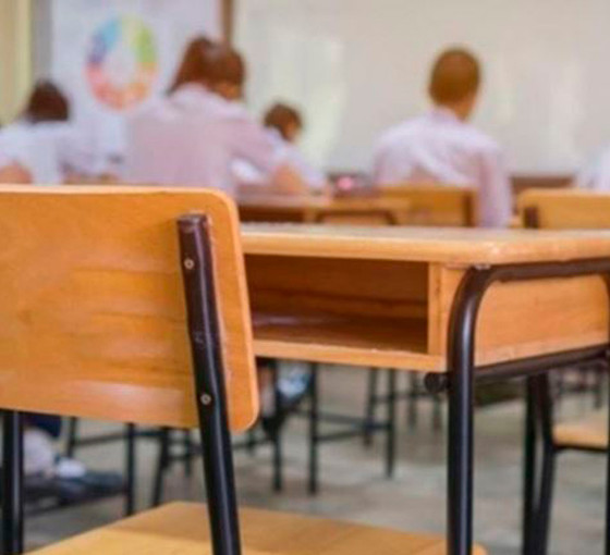 Sekiz öğrenciye cinsel istismarda bulunmakla suçlanan okul müdürü zorunlu izne ayrılmış