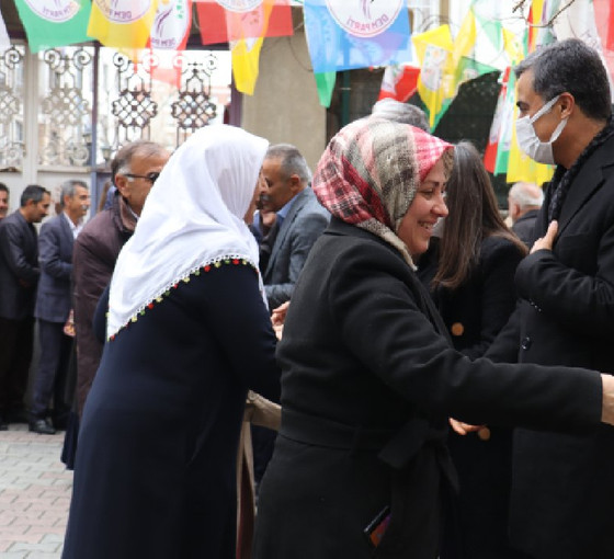 DBP ve DEM Parti'den Diyarbakır, Van, Mardin, Urfa ve Batman'da bayramlaşma programı