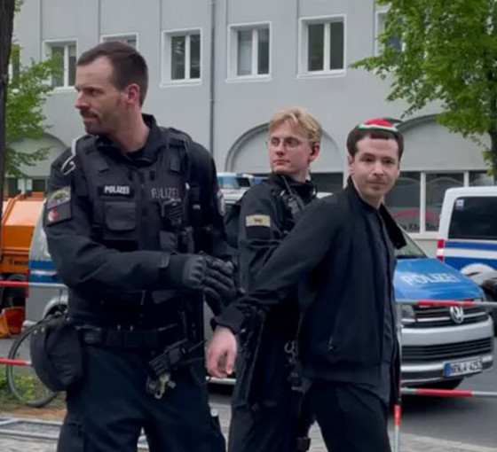 Berlin'de düzenlenen Filistin Kongresi polis tarafından sonlandırıldı, bir kişi gözaltına alındı