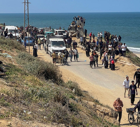 İsrail, Gazze'nin kuzeyindeki evlerine dönmek isteyen Filistinlilere saldırdı: 5 kişi öldü