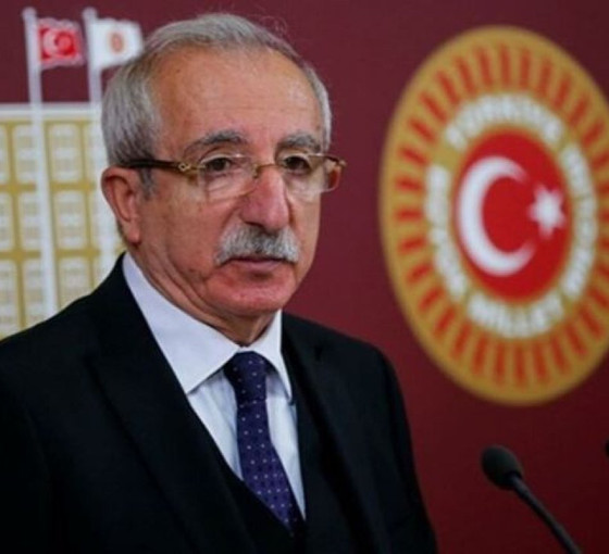 AKP'li Miroğlu'dan 'ıstakoz' yorumu: Milletvekili bir sosyal medya fenomeni gibi davranamaz