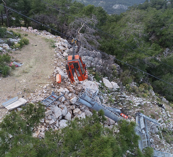 Antalya'daki teleferik faciası havadan görüntülendi