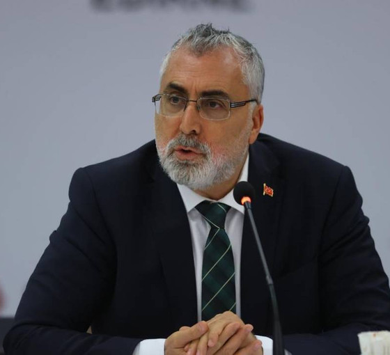 Emeklilerden Vedat Işıkhan'a: Biz bunun cevabını sandıkta verdik, bir dahaki sandıkta tamamen veririz