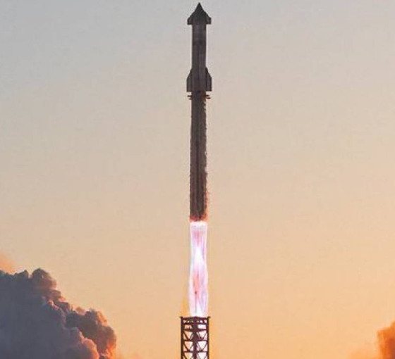 İsrail-İran kapışmasını yorumlayan Elon Musk, roketlerin nereye fırlatılması gerektiğini söyledi