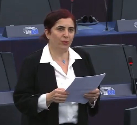 Sevilay Çelenk, AKPM'de Gazze, Rojava ve Ukrayna'daki çocukları hatırlattı