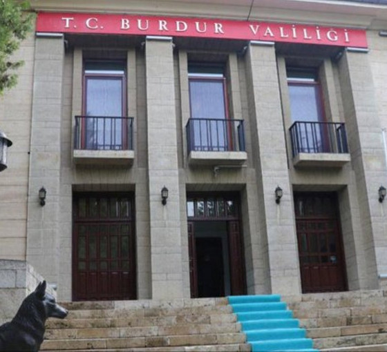 Valilikten 'kadın kılığında okul çevresinde dolaşan kişi'yle ilgili açıklama