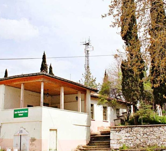 Isparta'da türbe kasası soyan hırsızlardan biri tutuklandı