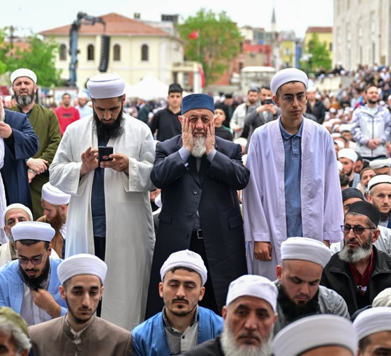 İsmailağa cemaati bölündü: İki ayrı lider açıklandı