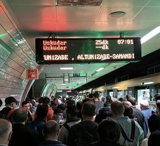 Üsküdar-Samandıra Metro Hattı'ndaki sorun iki gündür giderilemedi