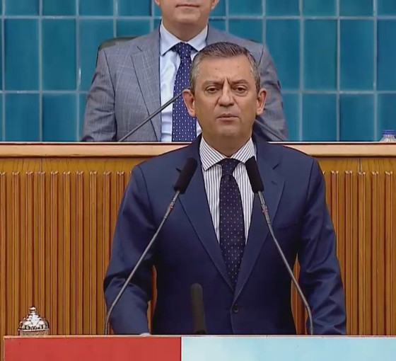 Özgür Özel'den 1 Mayıs çağrısı: Taksim'i açın, emekçilerin elini havada bırakmayın