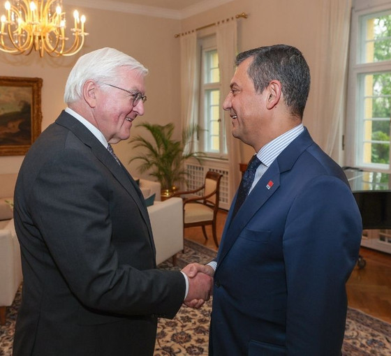 Almanya Cumhurbaşkanı Steinmeier, Özgür Özel ile görüştü