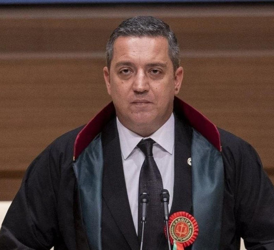 Avukatlar ‘adalet’ talebiyle meydanlara çıkıyor: Ortada büyük bir yangın var